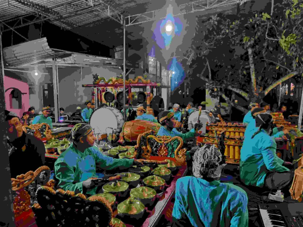 Wayang Kulit 10 Dalang, Paslon No. 1 Gubernur Jateng Andika- Hendi Seperti Jumeneng Parikesit di Negeri Astina